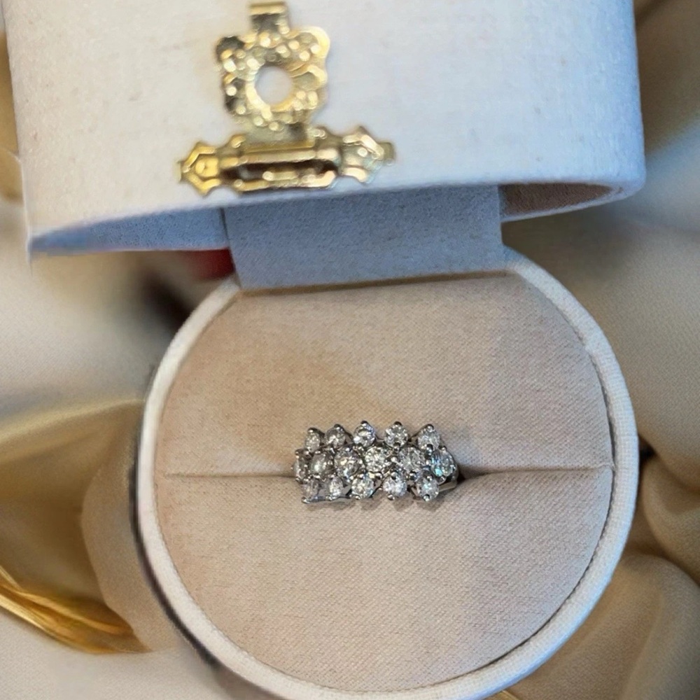 Elegant Silver Diamond Ring